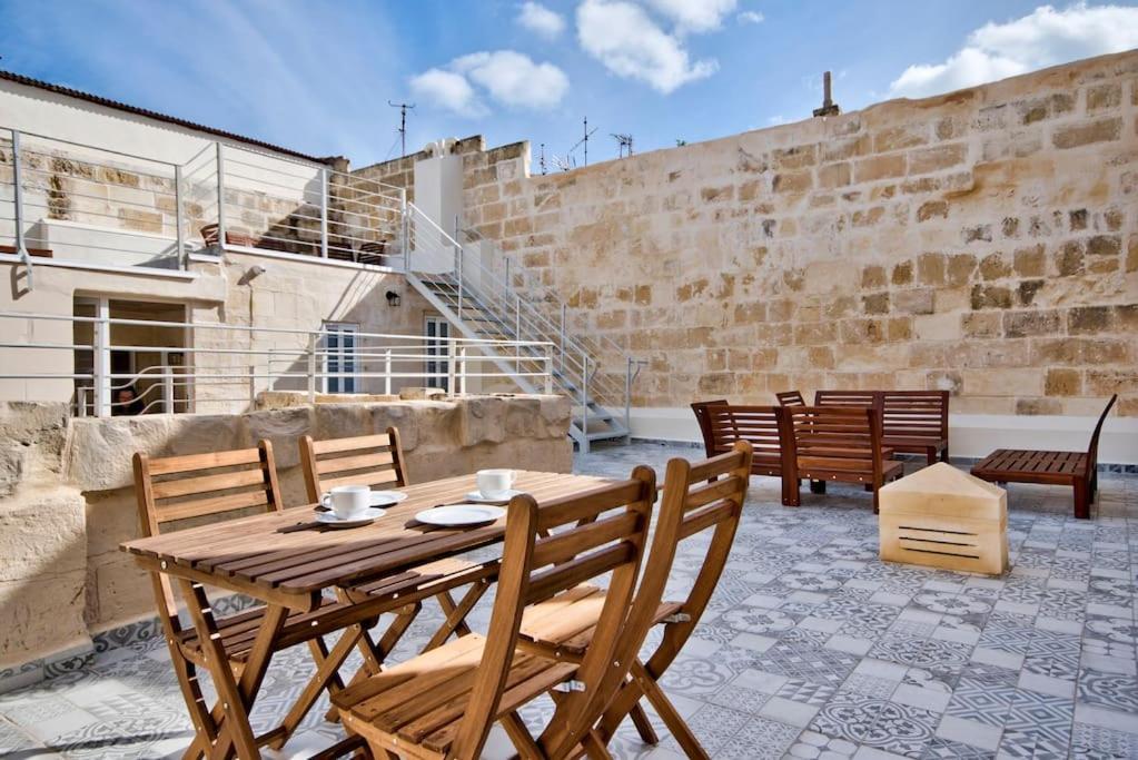 Vallettastay Old Lodge Studio 5 المظهر الخارجي الصورة