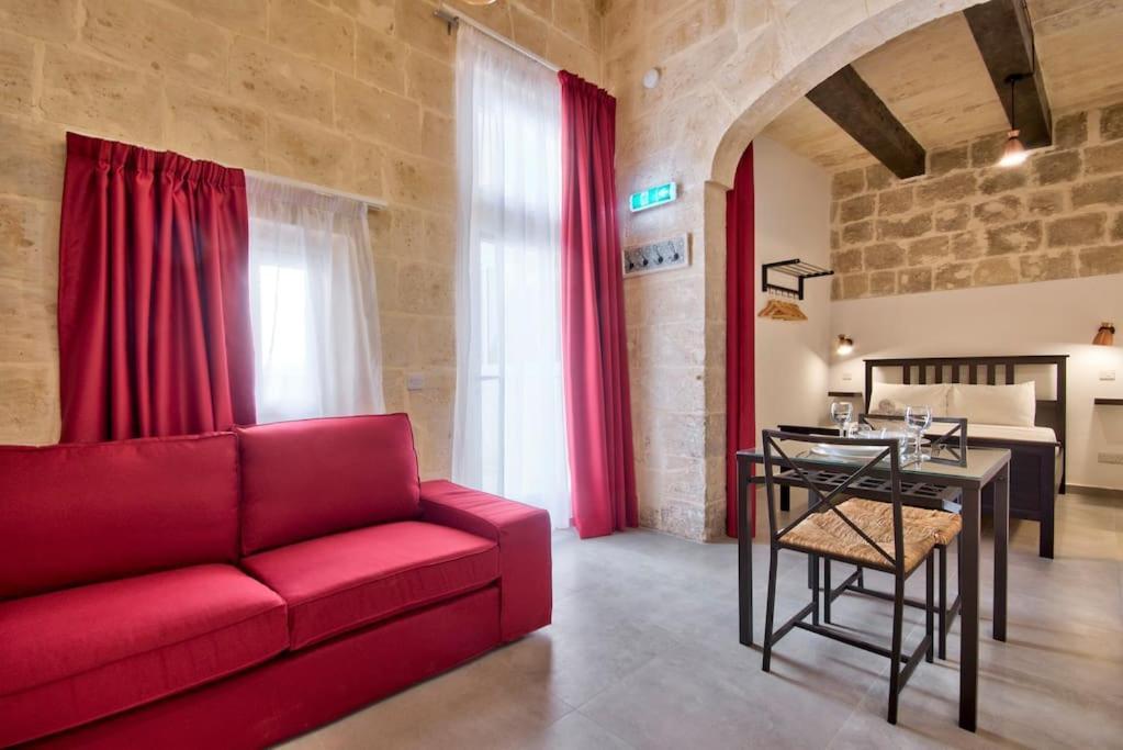 Vallettastay Old Lodge Studio 5 المظهر الخارجي الصورة